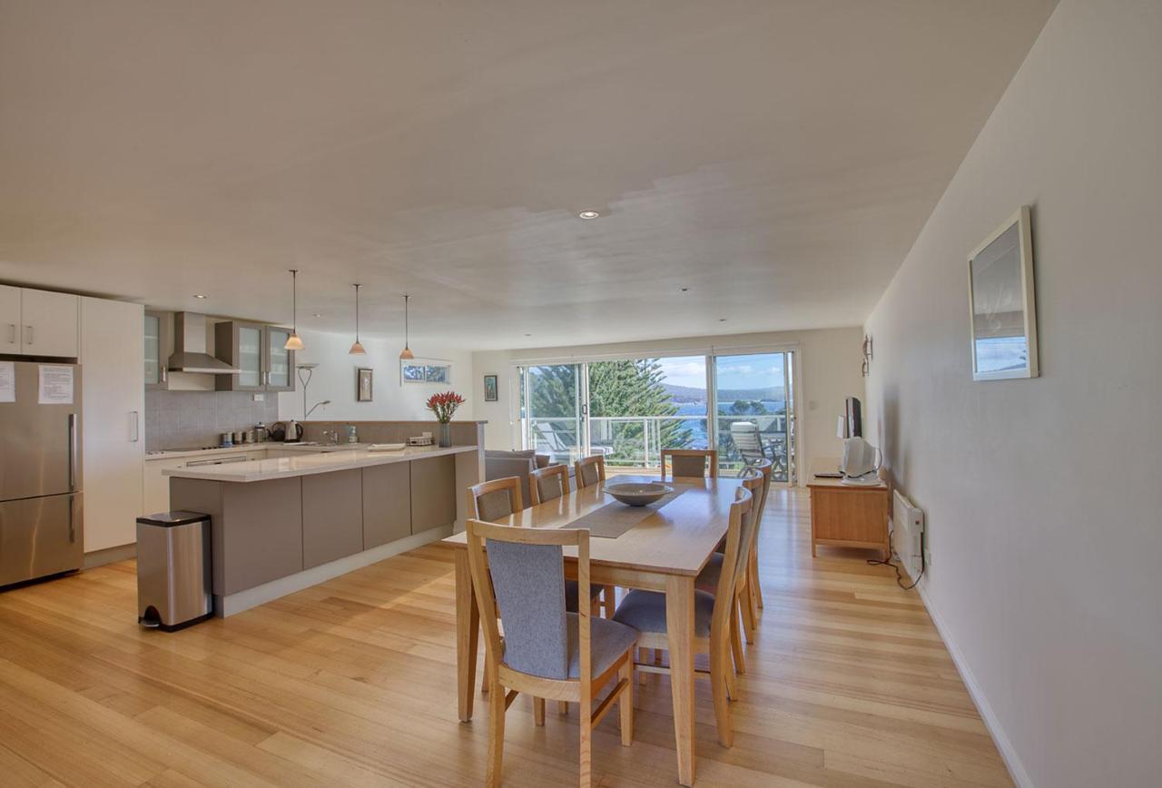 Quarterdeck Apartment Binalong Bay Zewnętrze zdjęcie